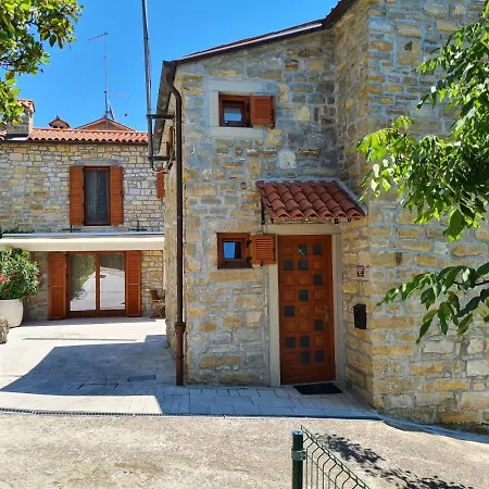 Istrian Houses Padna بيت للعطل *